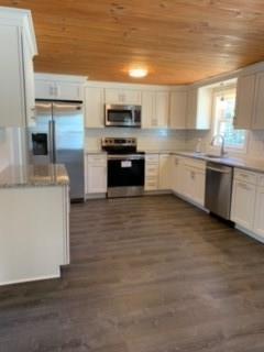 1069 Reynolds Rd, Glocester, RI 02814 photo 4
