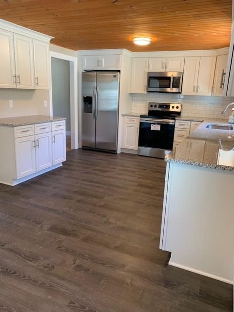 1069 Reynolds Rd, Glocester, RI 02814 photo 5