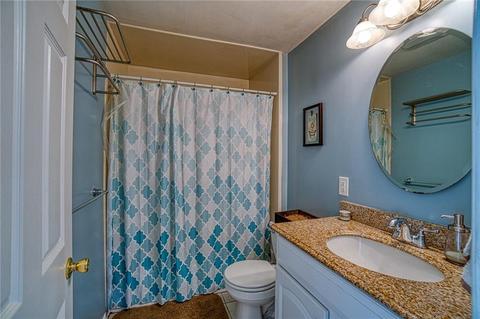 135 Walnut Hill Rd, Woonsocket, RI 02895 photo 8