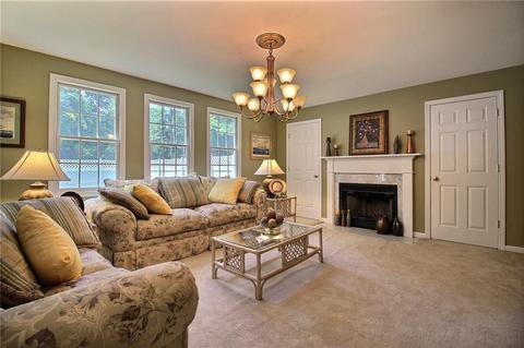 99 Old Post Rd, Westerly, RI 02891 photo 9