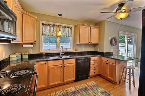99 Old Post Rd, Westerly, RI 02891 photo 6