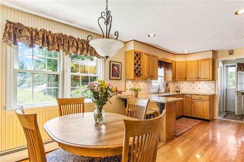 42 Stubtoe Dr, Warwick, RI 02886 photo 4