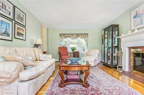 42 Stubtoe Dr, Warwick, RI 02886 photo 11