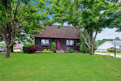 7 Miner St, Westerly, RI 02891 photo 2
