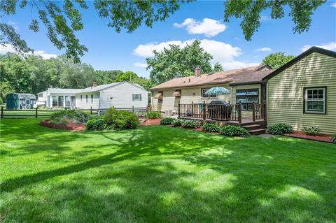 327 Thibeault Ave, Woonsocket, RI 02895 photo 19