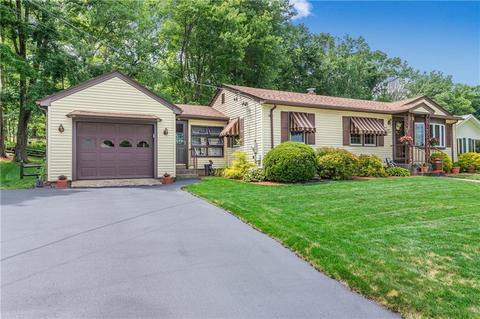 327 Thibeault Ave, Woonsocket, RI 02895 photo 22