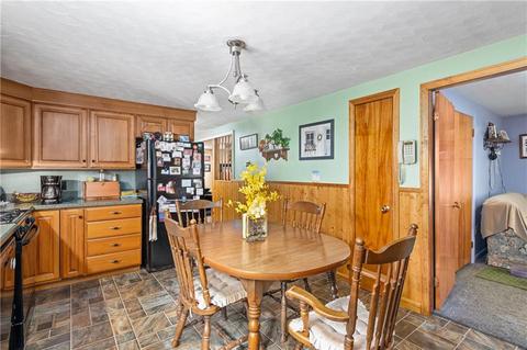 327 Thibeault Ave, Woonsocket, RI 02895 photo 10