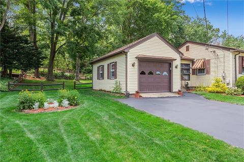 327 Thibeault Ave, Woonsocket, RI 02895 photo 21