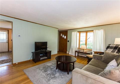 201 Saint Leon Ave, Woonsocket, RI 02895 photo 5
