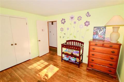 23 Pine Crest Dr, Woonsocket, RI 02895 photo 24