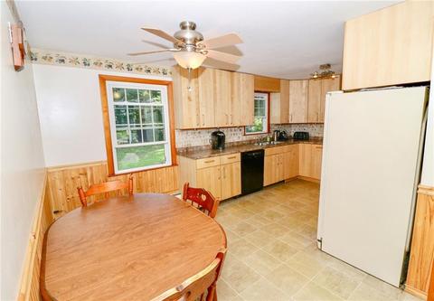 23 Pine Crest Dr, Woonsocket, RI 02895 photo 14