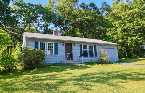 23 Pine Crest Dr, Woonsocket, RI 02895 photo 1