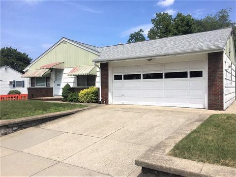 106 Cranston St, Woonsocket, RI 02895 photo 1