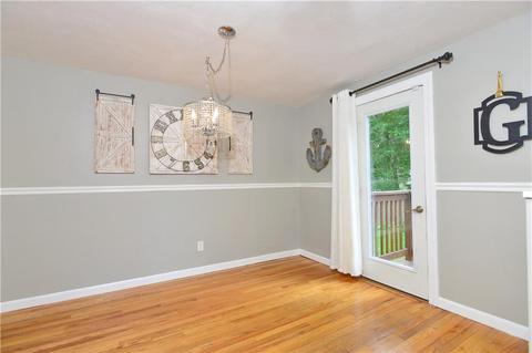 42 Tomahawk Ct, Warwick, RI 02886 photo 11