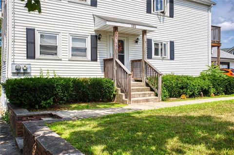 195 Cato St, Woonsocket, RI 02895 photo 4