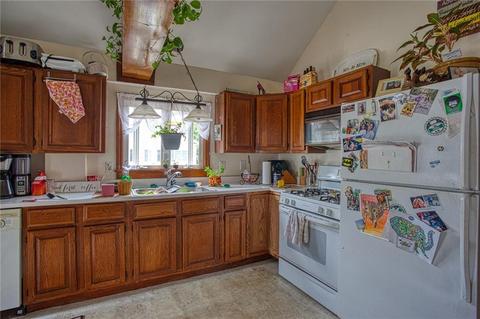 195 Cato St, Woonsocket, RI 02895 photo 17