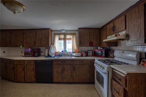 195 Cato St, Woonsocket, RI 02895 photo 25