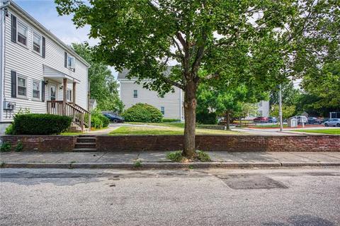 195 Cato St, Woonsocket, RI 02895 photo 14