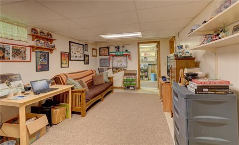 60 Derbyshire Dr, Cranston, RI 02921 photo 26