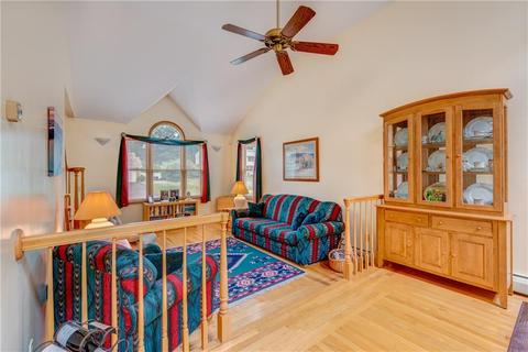 60 Derbyshire Dr, Cranston, RI 02921 photo 13
