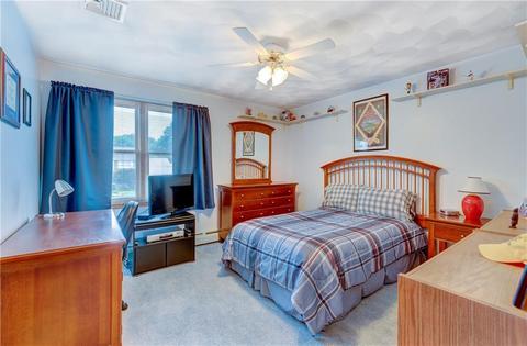 60 Derbyshire Dr, Cranston, RI 02921 photo 23