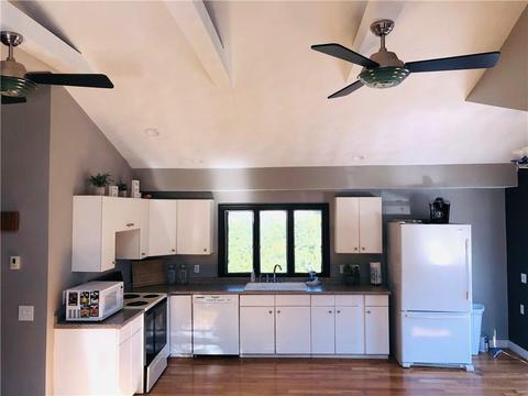 285 E View Ave, Cranston, RI 02920 photo 7