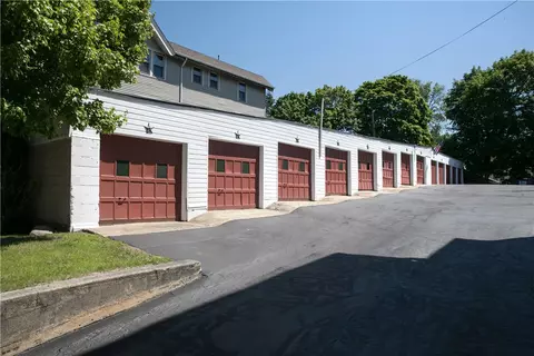 350 Willow St, Woonsocket, RI 02895 photo 6