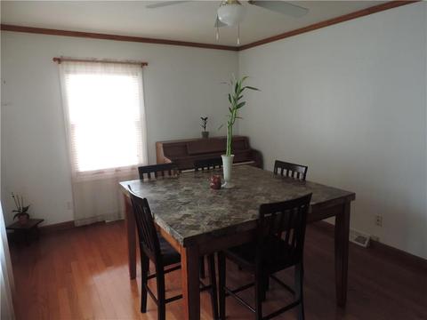 584 Walnut Hill Rd, Woonsocket, RI 02895 photo 5