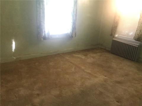 35 Ridge St, Warwick, RI 02889 photo 6