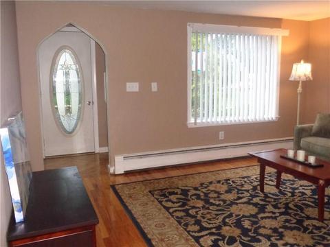 30 Parade Rd, Warwick, RI 02886 photo 6
