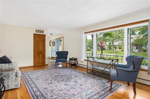 4 Dutchess Dr, Cranston, RI 02920 photo 11