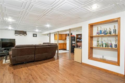 4 Dutchess Dr, Cranston, RI 02920 photo 19