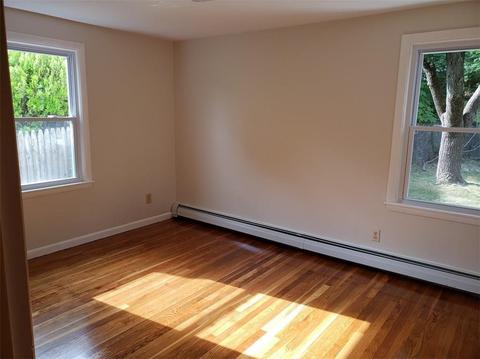 24 Johnson Blvd, Coventry, RI 02816 photo 9