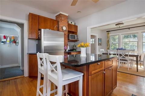 29 Spruce St, Westerly, RI 02891 photo 8