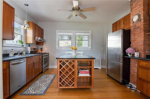 29 Spruce St, Westerly, RI 02891 photo 9