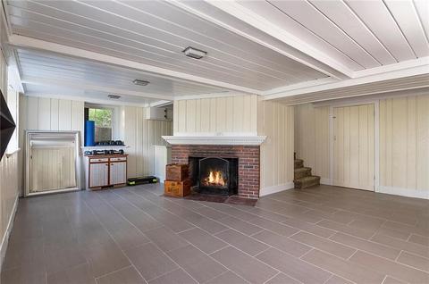 29 Spruce St, Westerly, RI 02891 photo 17