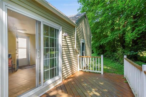 148 Beach St, Westerly, RI 02891 photo 24
