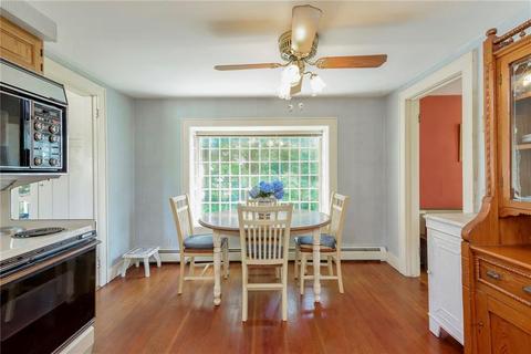 148 Beach St, Westerly, RI 02891 photo 8