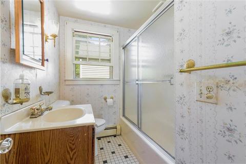 148 Beach St, Westerly, RI 02891 photo 16
