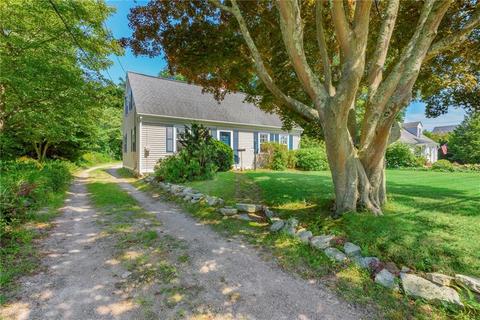148 Beach St, Westerly, RI 02891 photo 3
