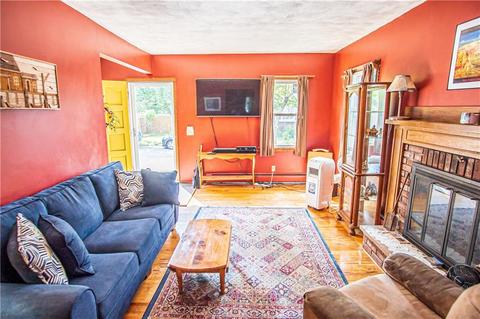 87 Ridgeway Ave, Warwick, RI 02889 photo 4
