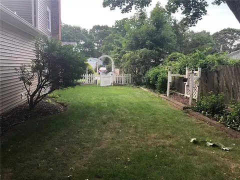 10 Westbrook Rd, Warwick, RI 02886 photo 19