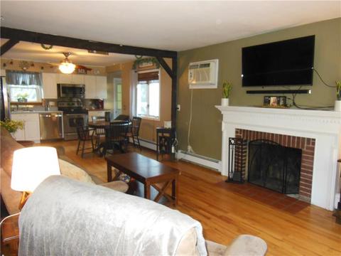 34 Macarthur Rd, Woonsocket, RI 02895 photo 4