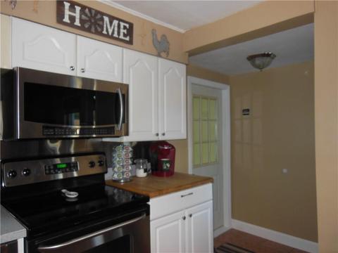 34 Macarthur Rd, Woonsocket, RI 02895 photo 12