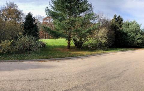 7 Berry Dr, Westerly, RI 02891 photo 3