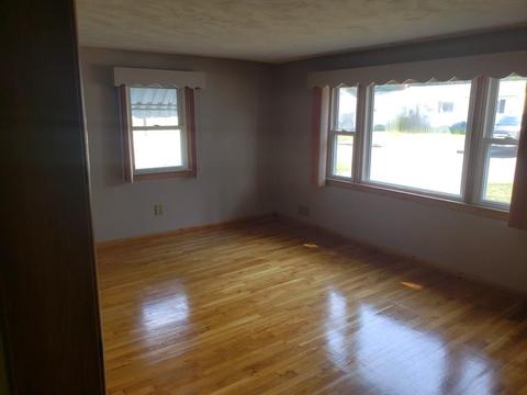 45 Carnation Dr, Warwick, RI 02886 photo 4