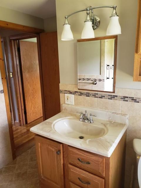 45 Carnation Dr, Warwick, RI 02886 photo 8