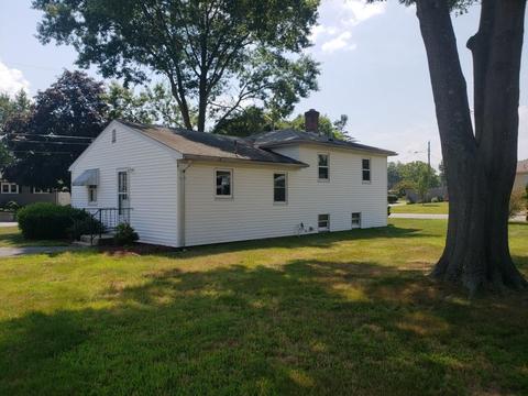 45 Carnation Dr, Warwick, RI 02886 photo 10