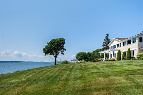 216 Briarcliff Ave, Warwick, RI 02889 photo 4