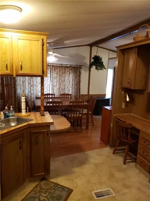 5 Lear Dr, Coventry, RI 02816 photo 4